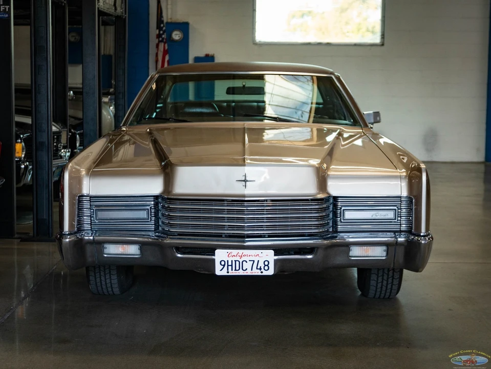1970 Lincoln Continental 5th Gen - Image 14 of 21