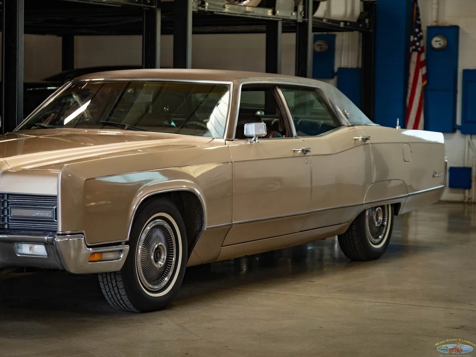 1970 Lincoln Continental 5th Gen - Image 10 of 21
