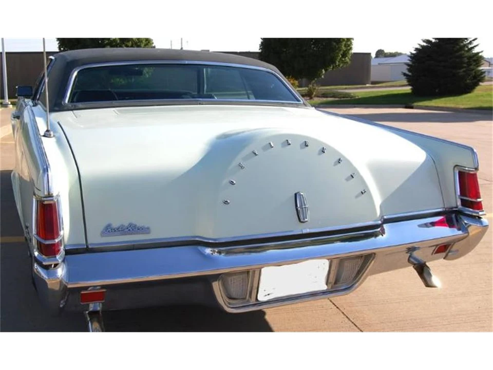 1970 Lincoln Continental 5th Gen - Image 4 of 21