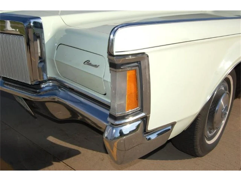 1970 Lincoln Continental 5th Gen - Image 5 of 21