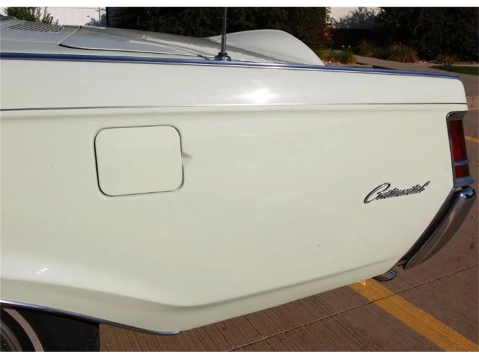 1970 Lincoln Continental 5th Gen - Image 7 of 21