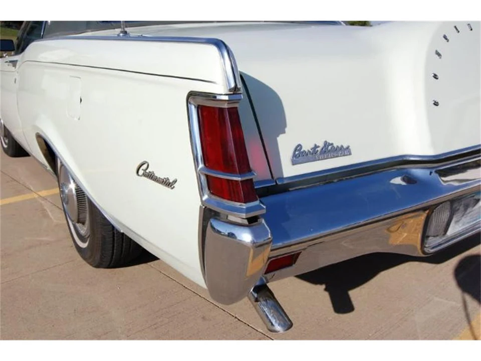 1970 Lincoln Continental 5th Gen - Image 8 of 21