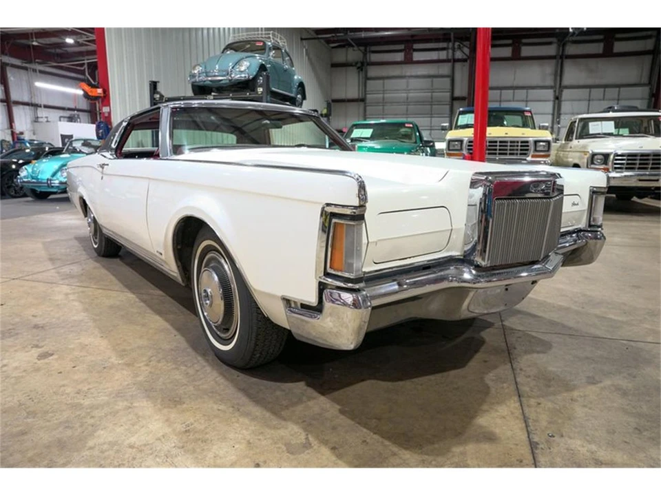 1970 Lincoln Continental 5th Gen - Image 12 of 31