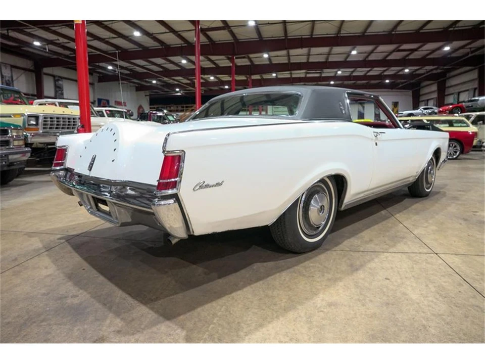 1970 Lincoln Continental 5th Gen - Image 8 of 31