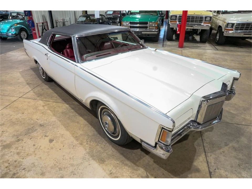 1970 Lincoln Continental 5th Gen - Image 14 of 31