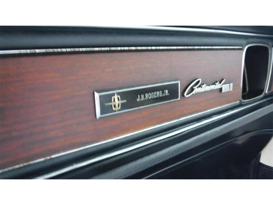 1970 Lincoln Continental Mark III - Image 16 of 31