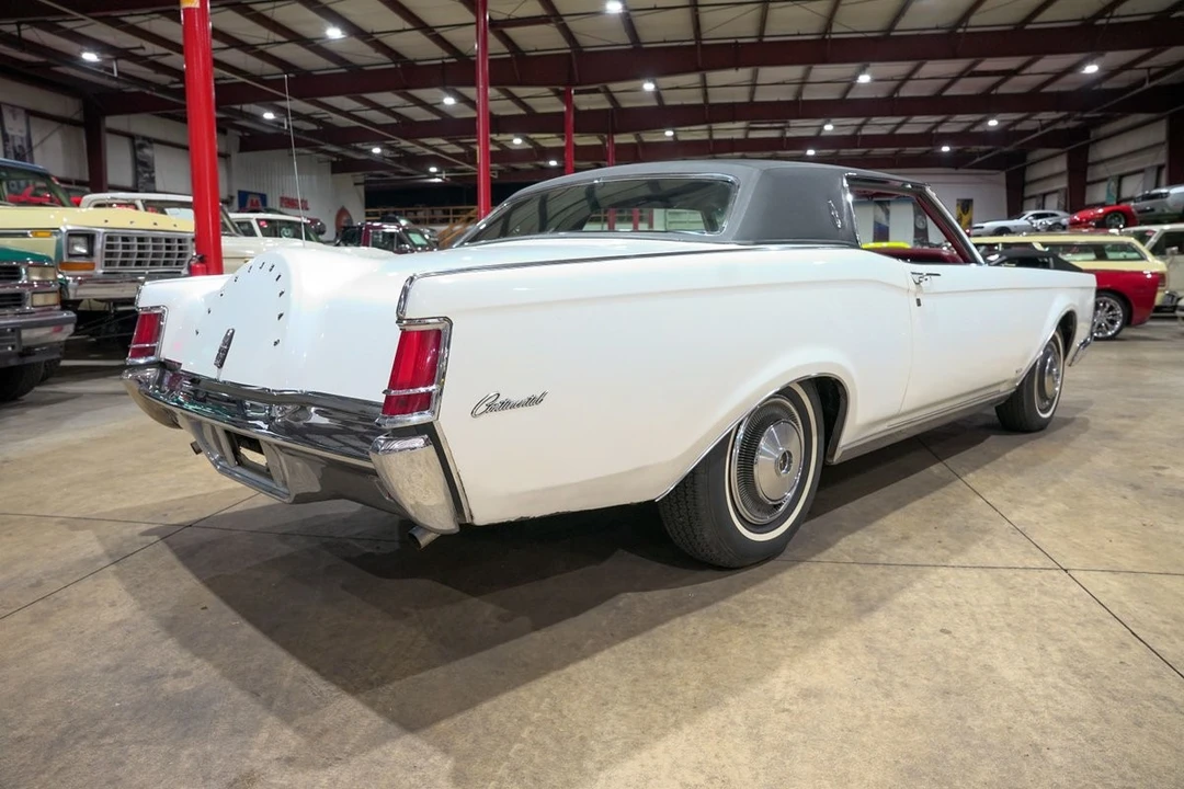 1970 Lincoln Continental Mark III - Image 6 of 31