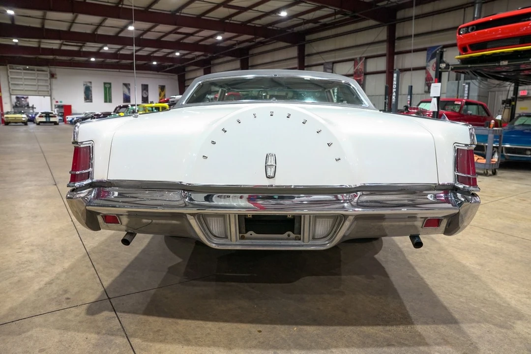 1970 Lincoln Continental Mark III - Image 5 of 31