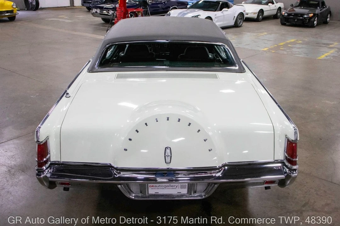 1970 Lincoln Continental Mark III - Image 5 of 12