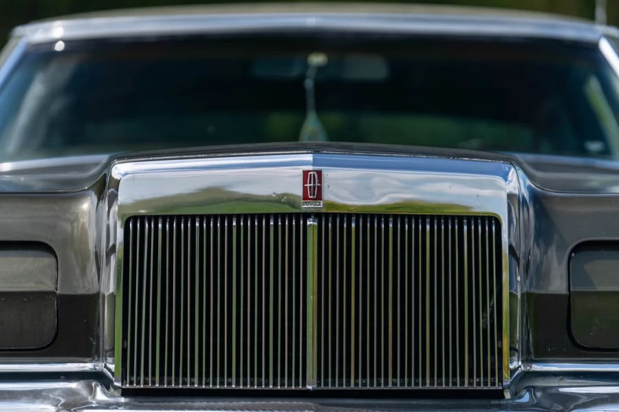 1970 Lincoln Continental Mark III - Image 12 of 20
