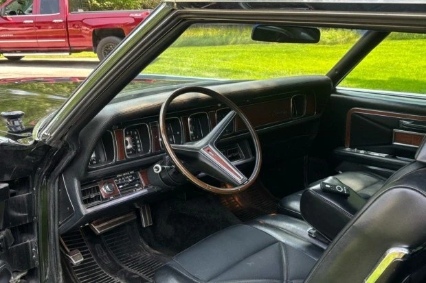 1970 Lincoln Continental Mark III - Image 5 of 8