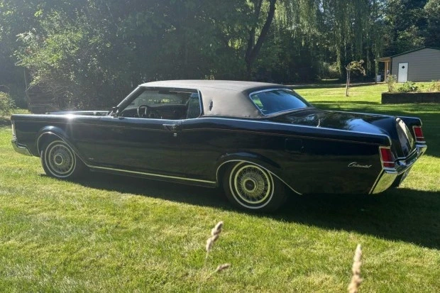 1970 Lincoln Continental Mark III - Image 2 of 8