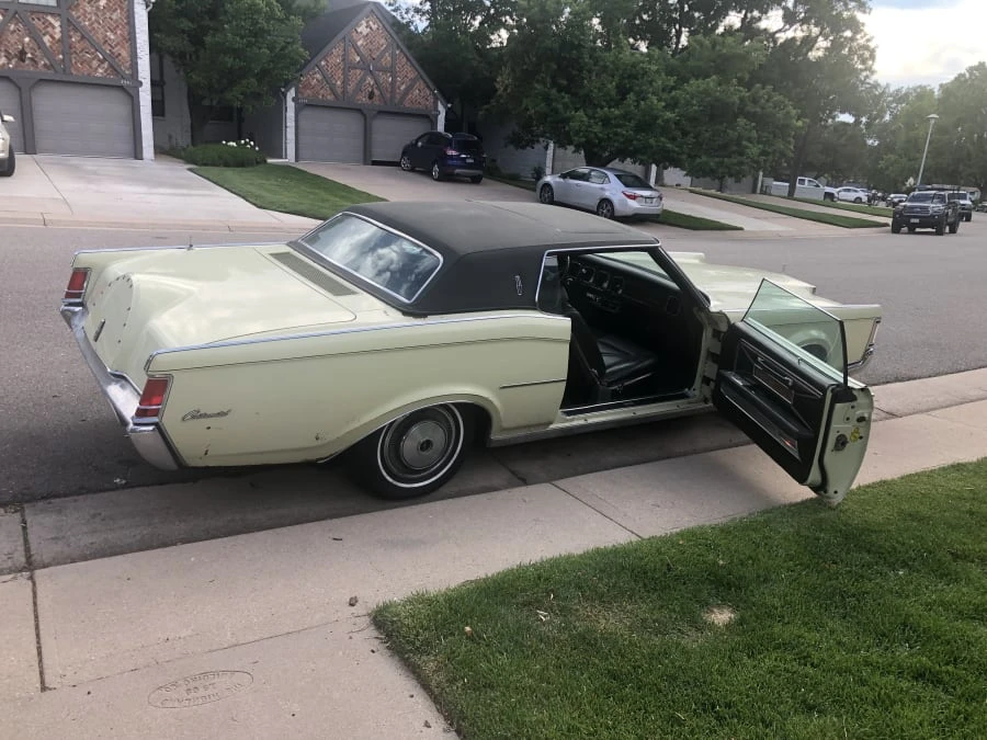 1970 Lincoln Continental Mark III - Image 6 of 10