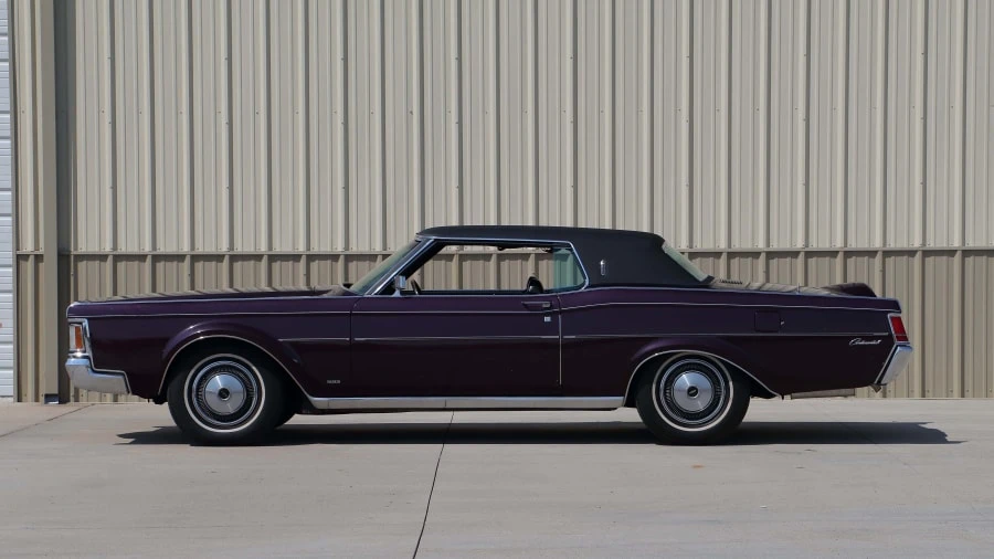 1970 Lincoln Continental Mark III - Image 2 of 12