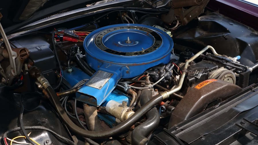 1970 Lincoln Continental Mark III - Image 7 of 12