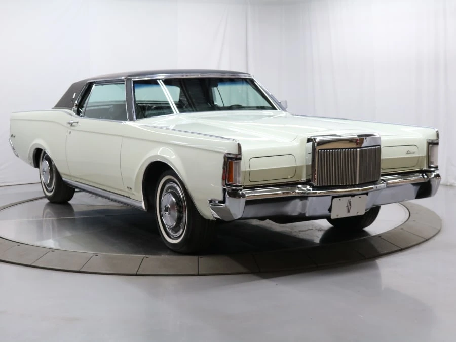 1970 Lincoln Continental Mark III - Image 6 of 31