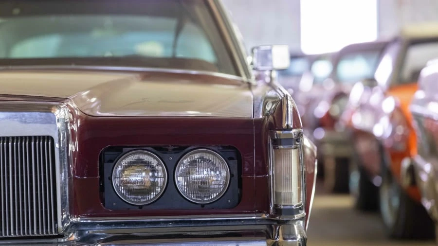 1970 Lincoln Continental Mark III - Image 12 of 20