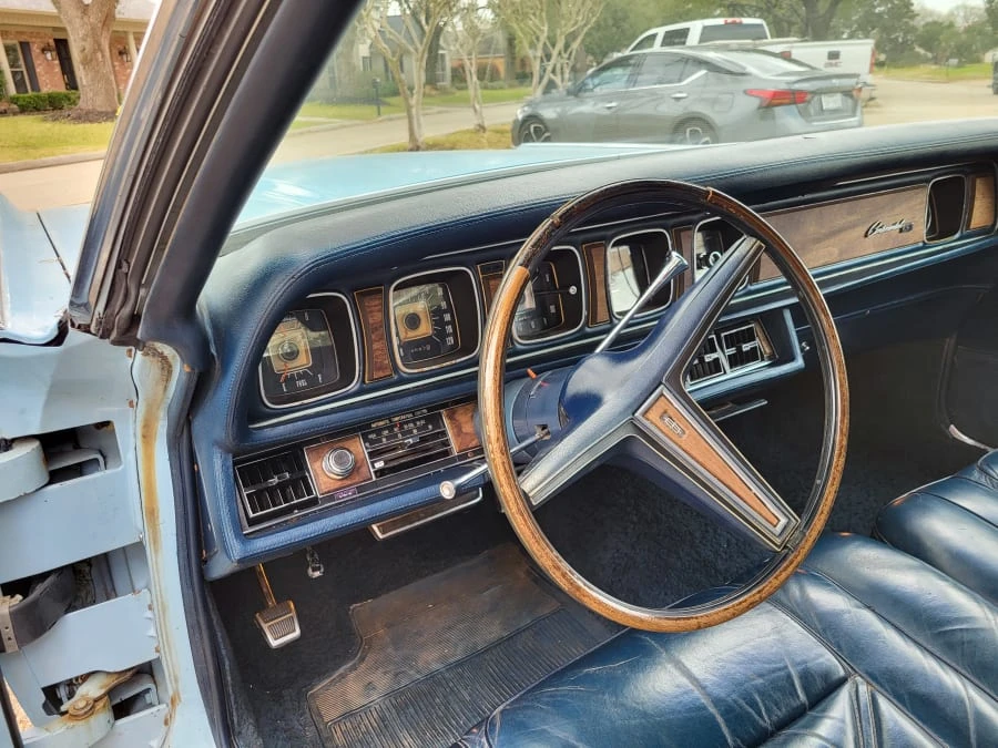 1970 Lincoln Continental Mark III - Image 5 of 6