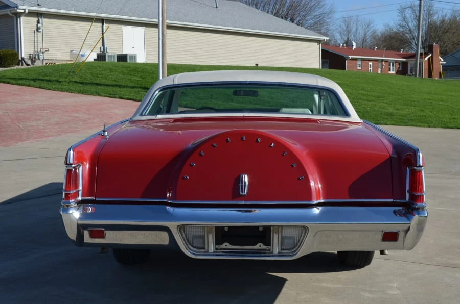 1970 Lincoln Continental Mark III - Image 3 of 8
