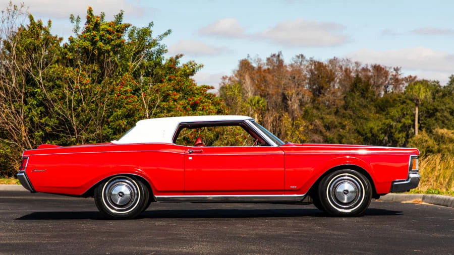 1970 Lincoln Continental Mark III - Image 8 of 13