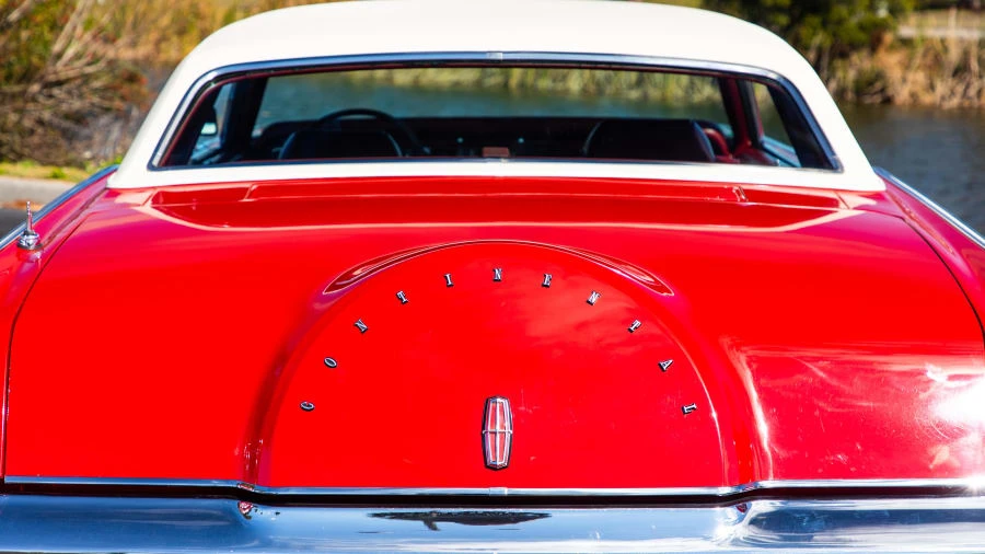 1970 Lincoln Continental Mark III - Image 9 of 13