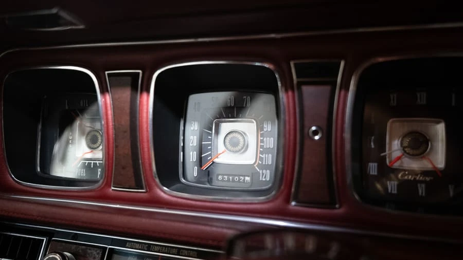 1970 Lincoln Continental Mark III - Image 18 of 23
