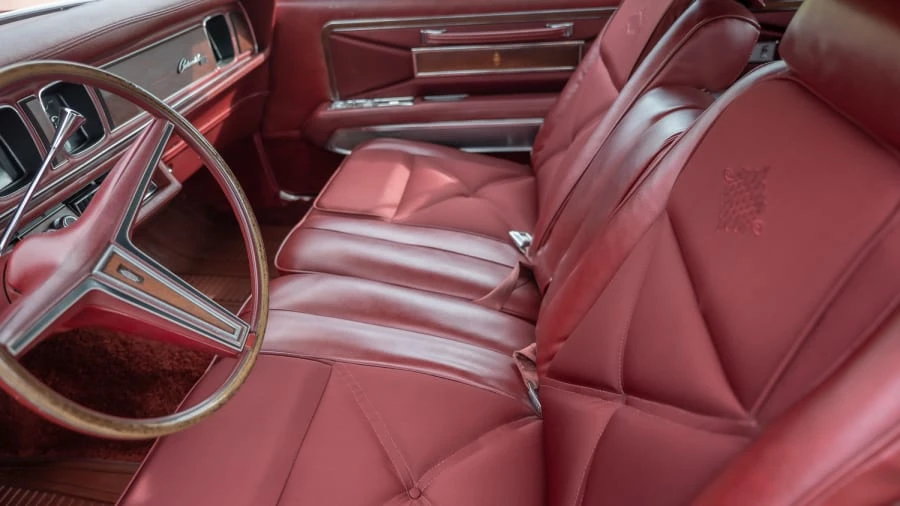 1970 Lincoln Continental Mark III - Image 14 of 23