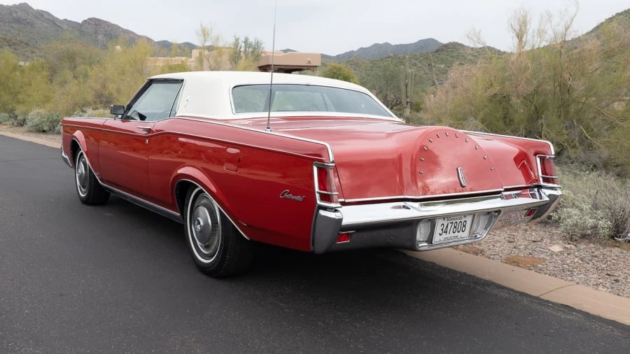 1970 Lincoln Continental Mark III - Image 6 of 23