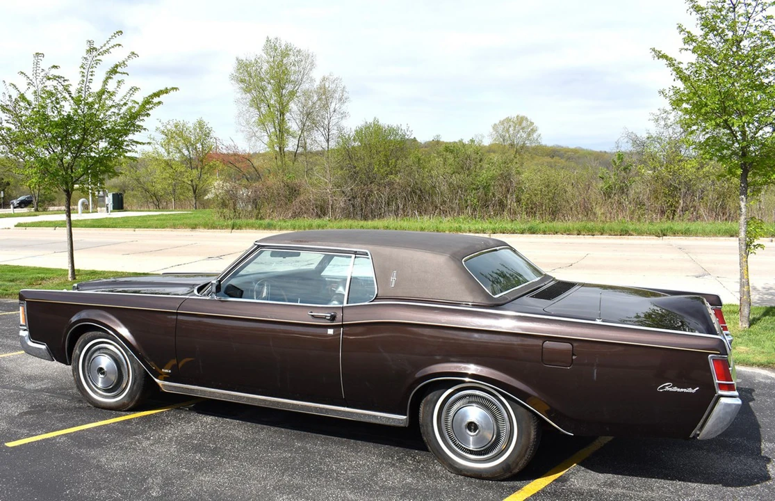 1970 Lincoln Continental Mark III - Image 14 of 31