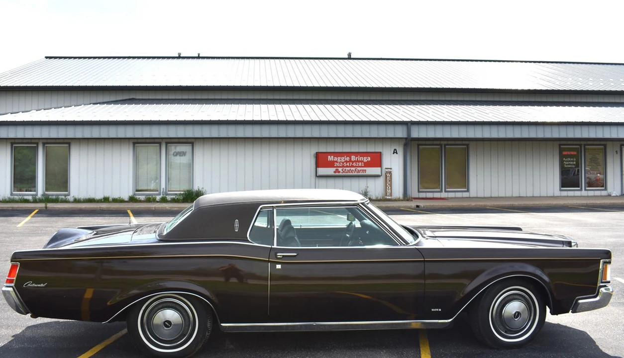 1970 Lincoln Continental Mark III - Image 7 of 31