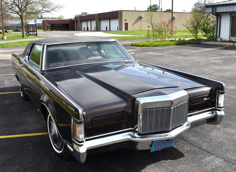 1970 Lincoln Continental Mark III - Image 9 of 31