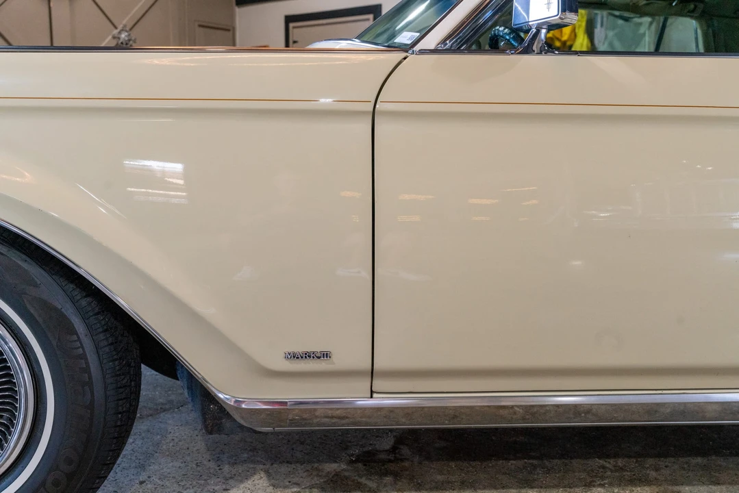 1970 Lincoln Continental Mark III - Image 24 of 31