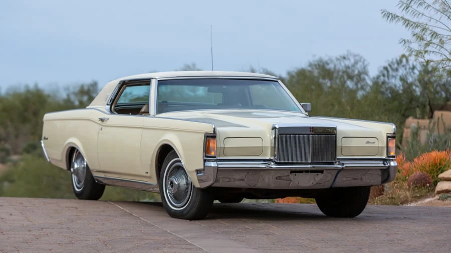 1970 Lincoln Continental Mark III - Image 12 of 20