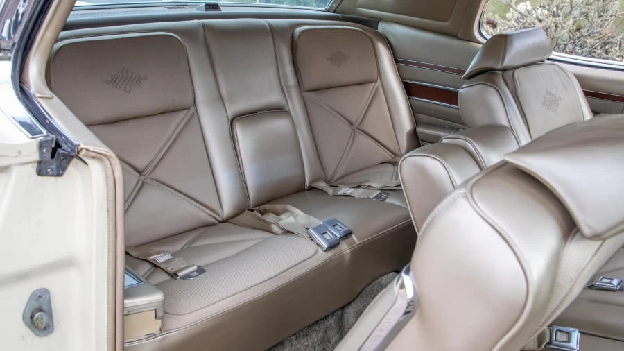 1970 Lincoln Continental Mark III - Image 16 of 20