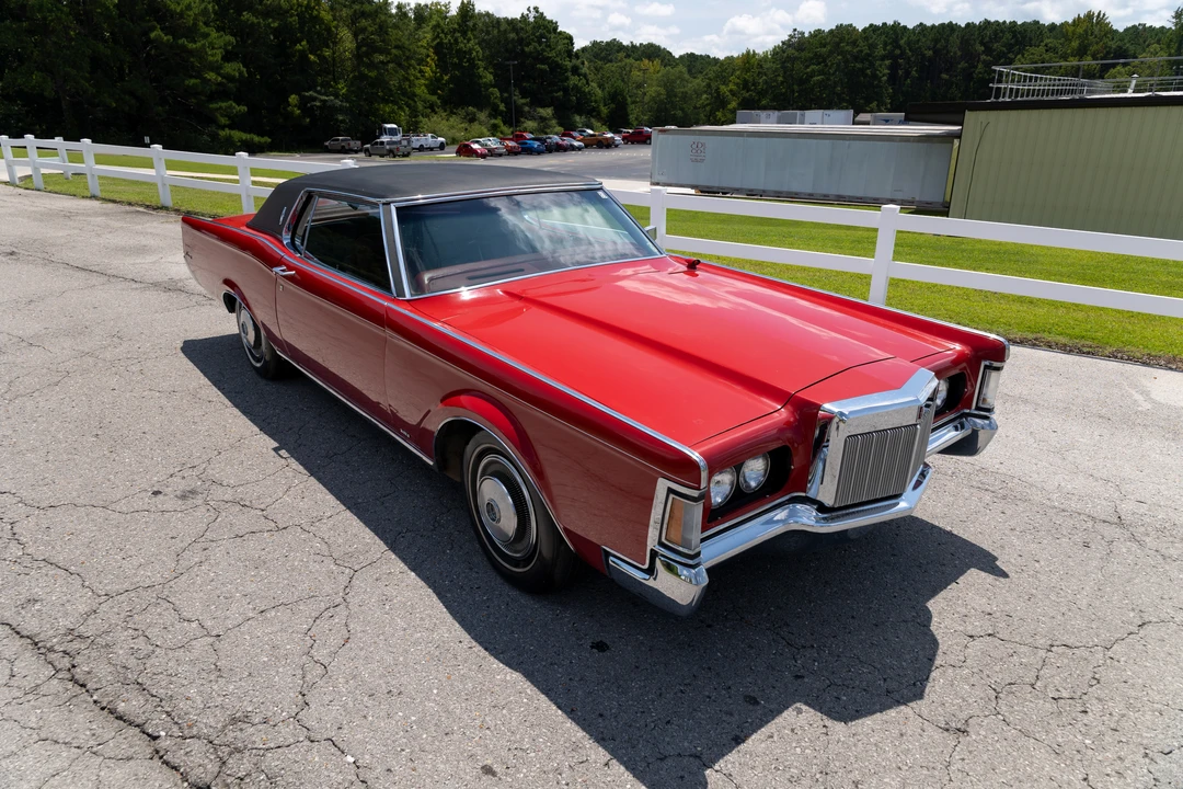 1970 Lincoln Continental Mark III - Image 5 of 31