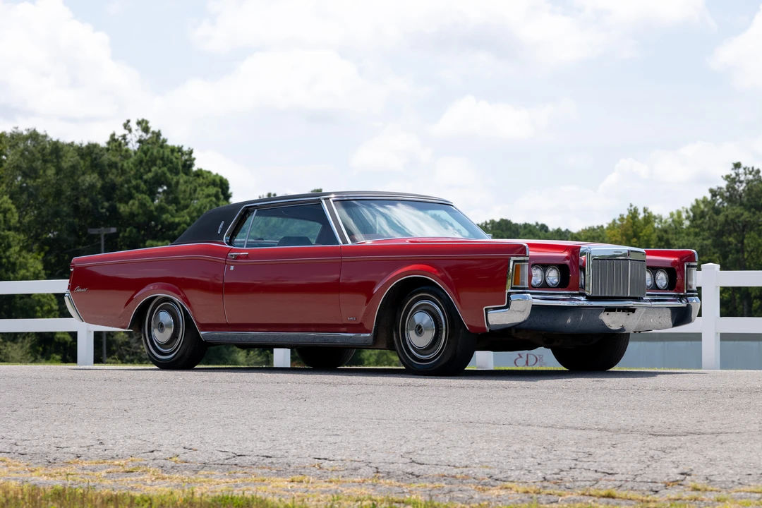 1970 Lincoln Continental Mark III - Image 6 of 31