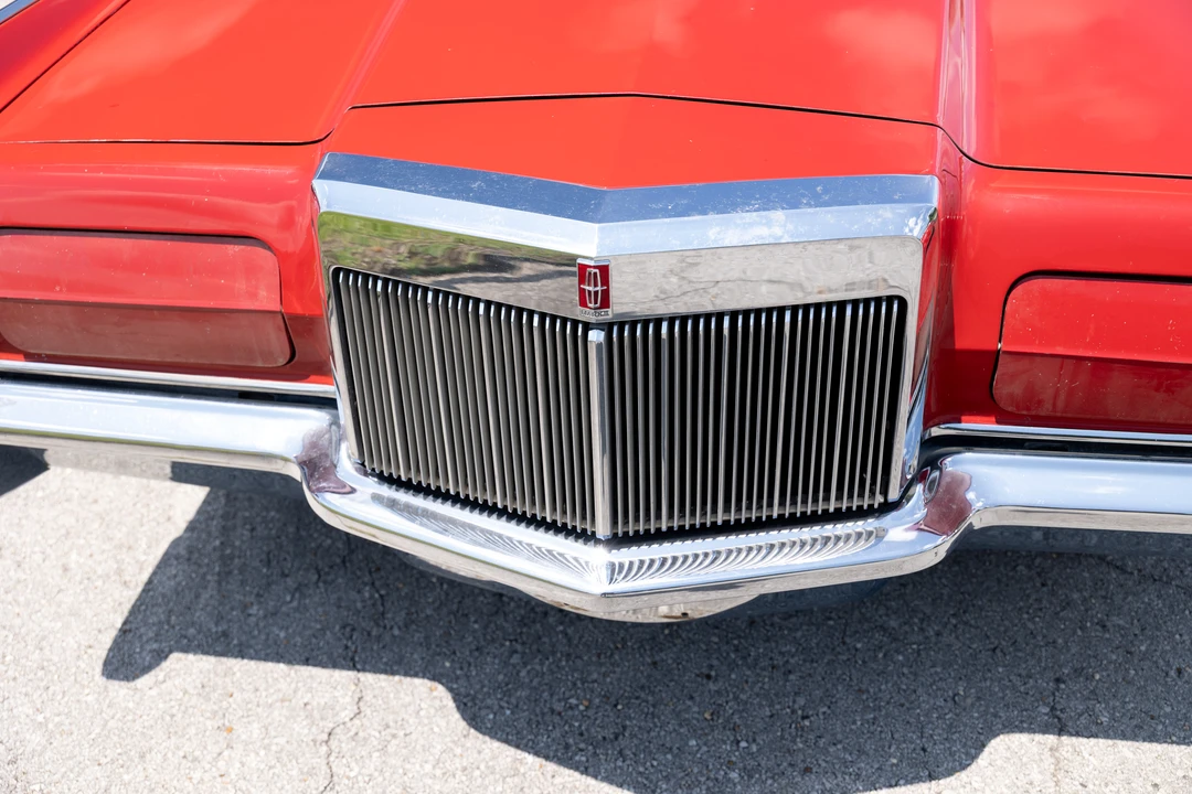 1970 Lincoln Continental Mark III - Image 19 of 31