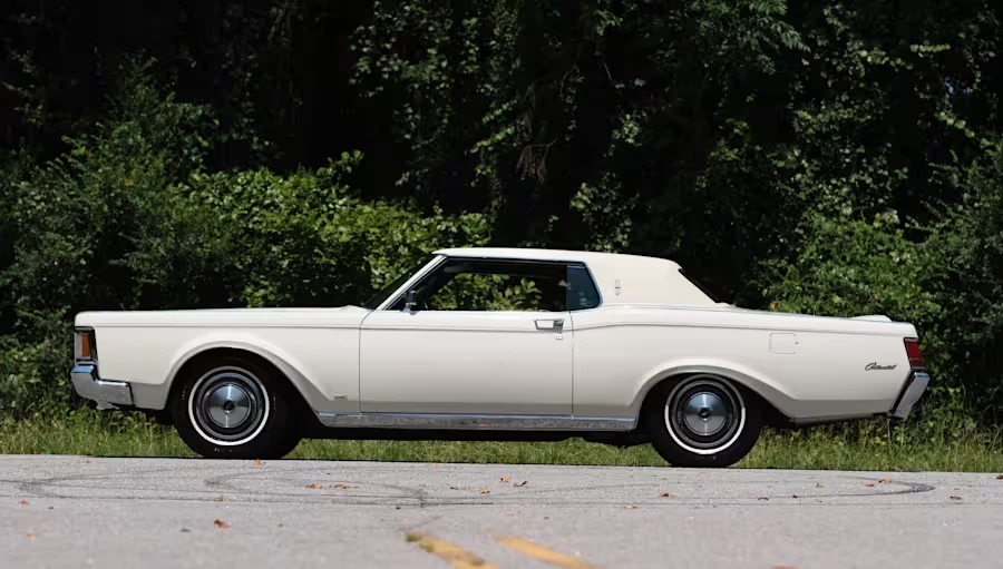 1970 Lincoln Continental Mark III - Image 8 of 31