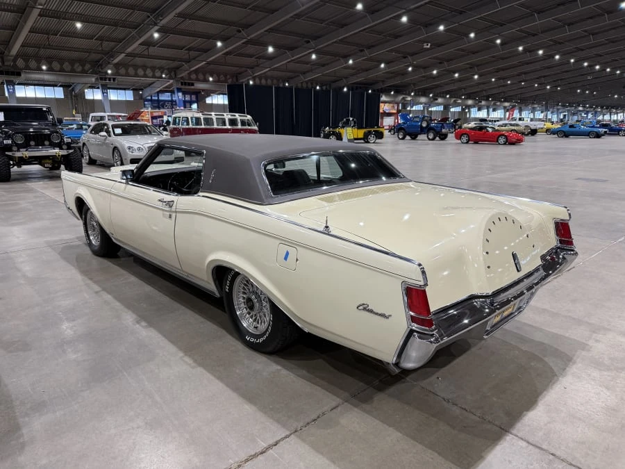 1970 Lincoln Continental 5th Gen - Image 4 of 8