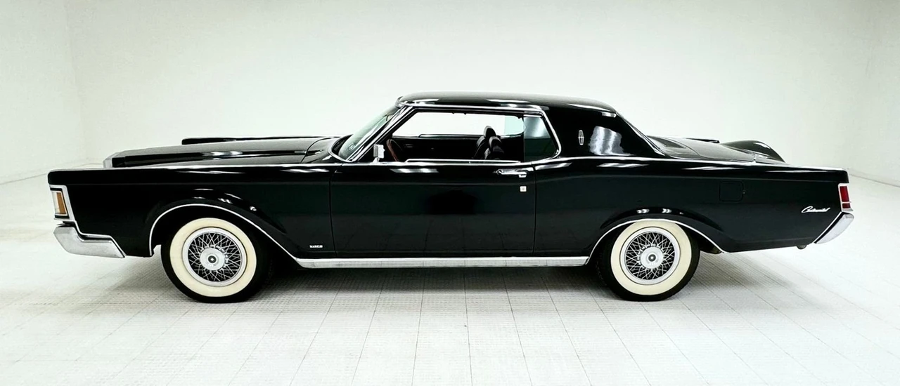 1970 Lincoln Continental Mark III - Image 2 of 31