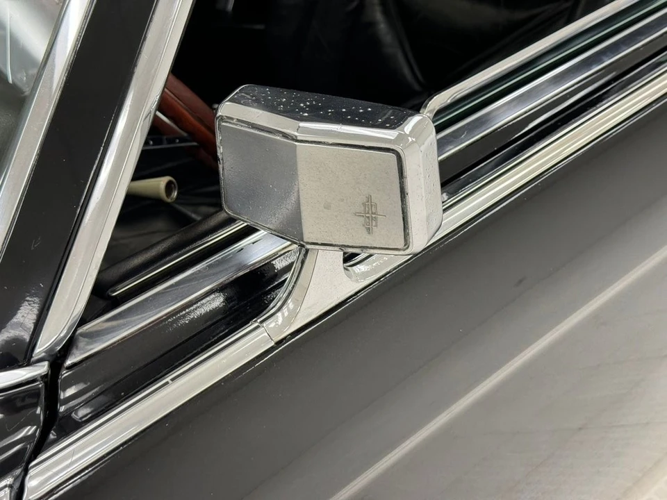 1970 Lincoln Continental Mark III - Image 15 of 31