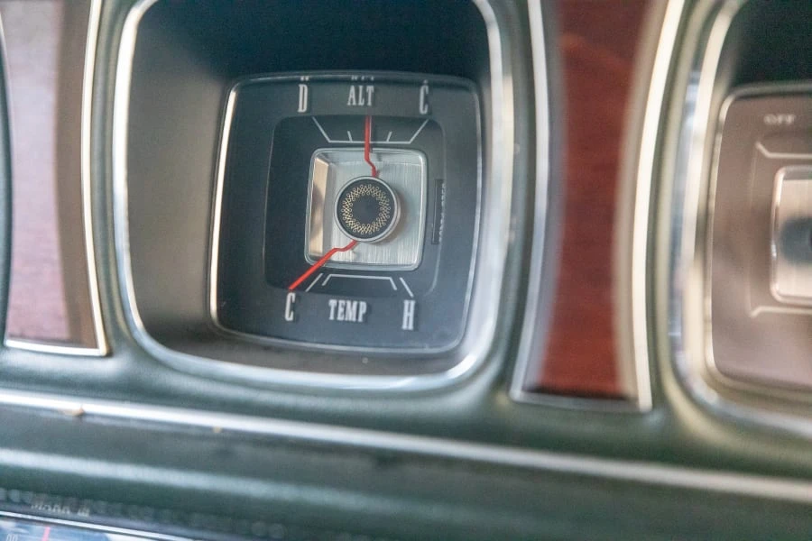1970 Lincoln Continental Mark III - Image 14 of 21