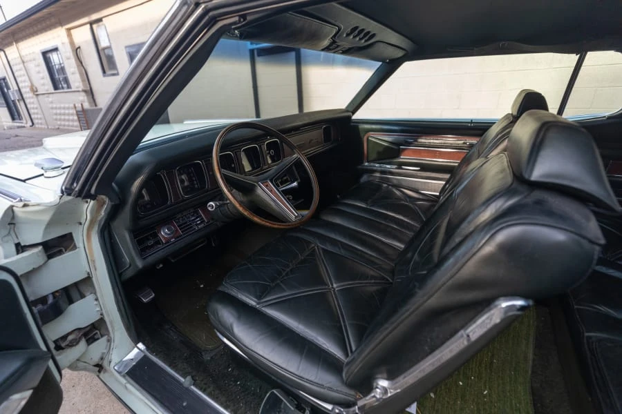 1970 Lincoln Continental Mark III - Image 17 of 21