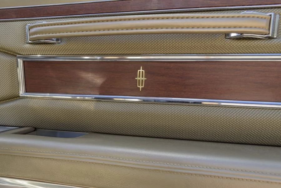 1970 Lincoln Continental Mark III - Image 29 of 31