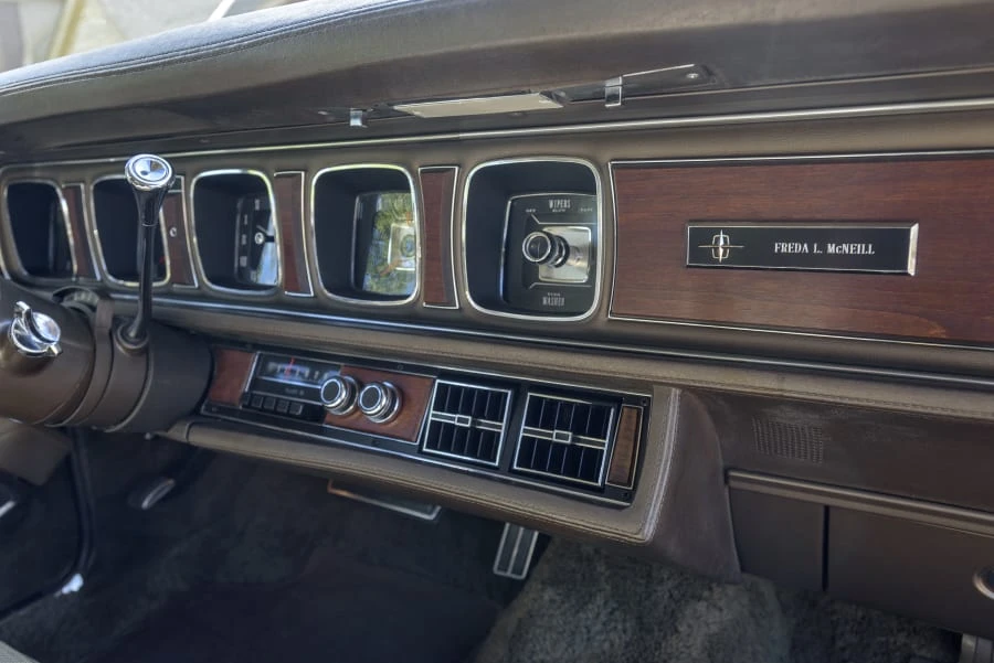 1970 Lincoln Continental Mark III - Image 22 of 31