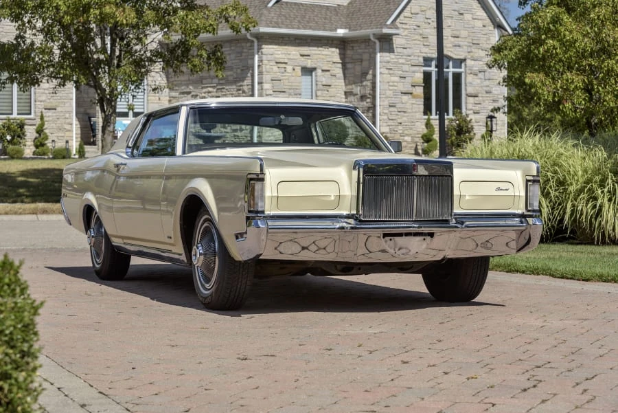 1970 Lincoln Continental Mark III - Image 6 of 31