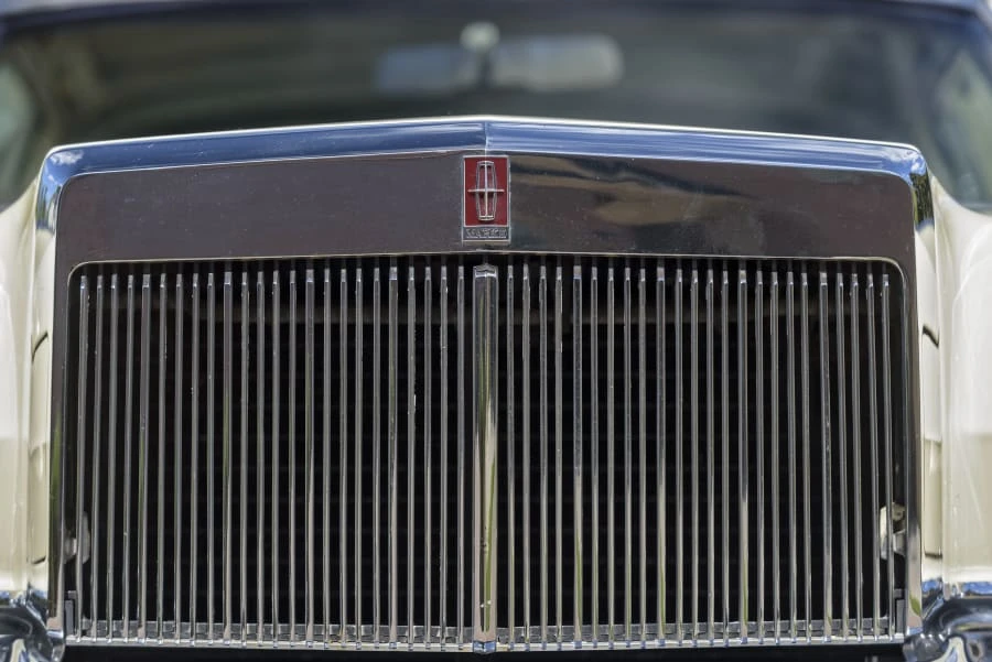 1970 Lincoln Continental Mark III - Image 16 of 31