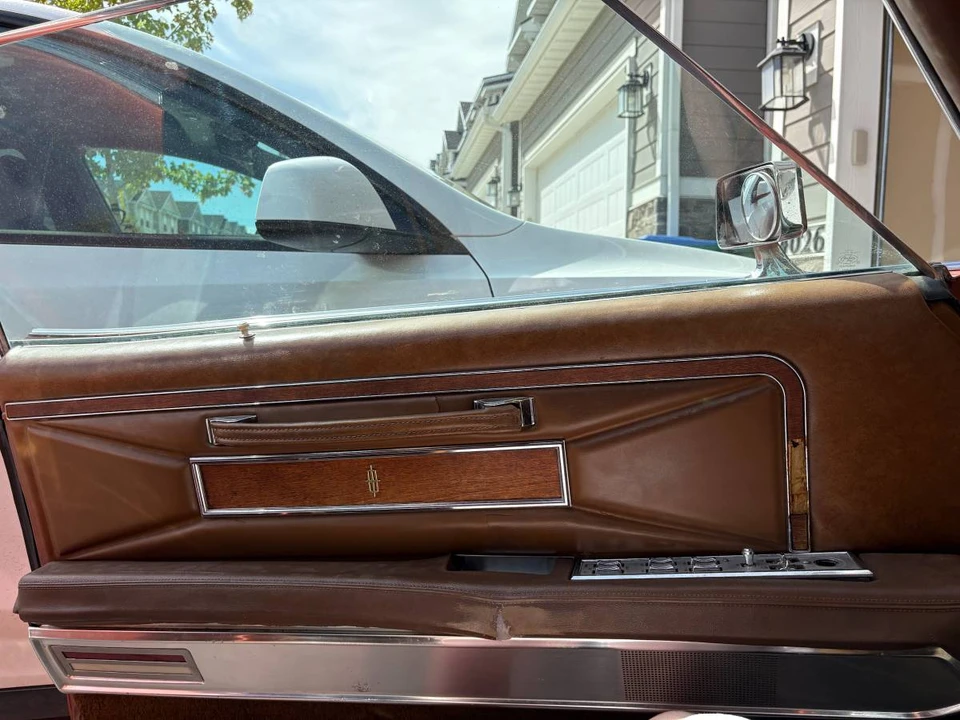 1970 Lincoln Continental Mark III - Image 22 of 24