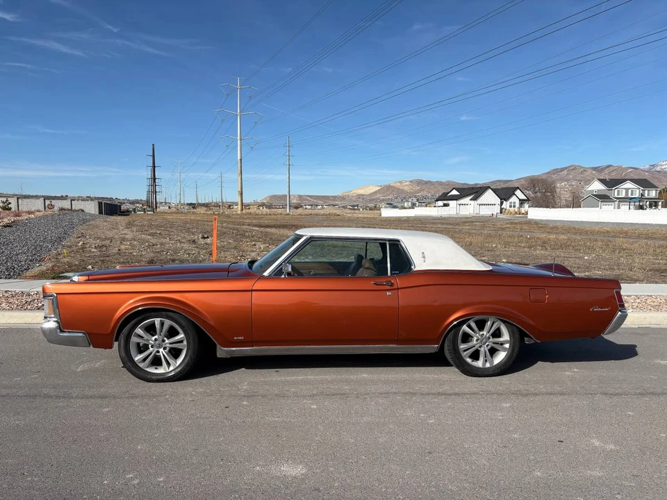 1970 Lincoln Continental Mark III - Image 5 of 24