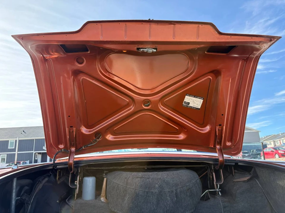 1970 Lincoln Continental Mark III - Image 12 of 24